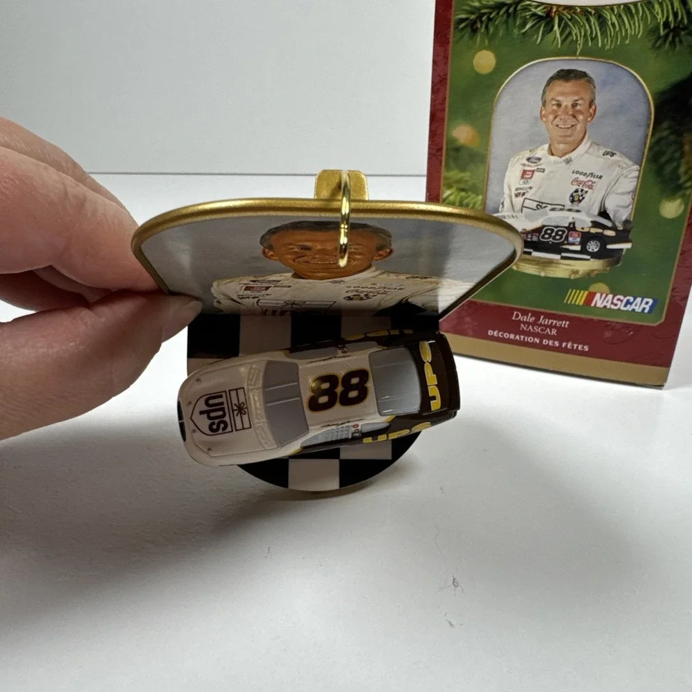 Vintage NASCAR Hallmark Keepsake Ornament w/Box     Dale Jarrett